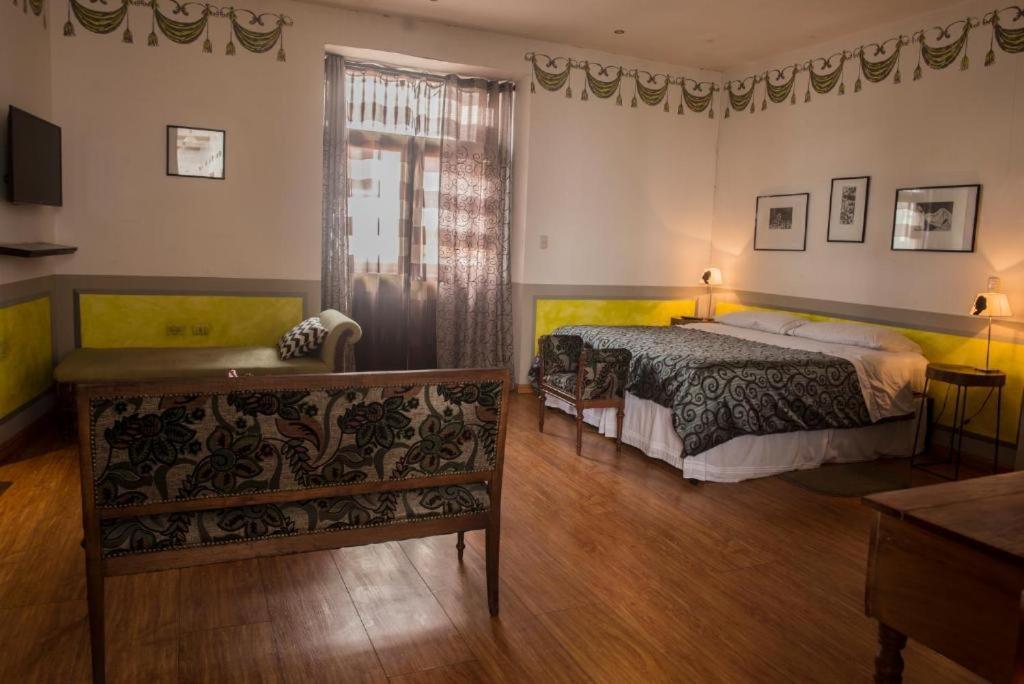 La Casa De Manuel Hotel-Boutique Loja Luaran gambar